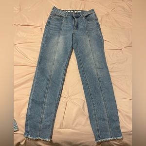Super cute jeans